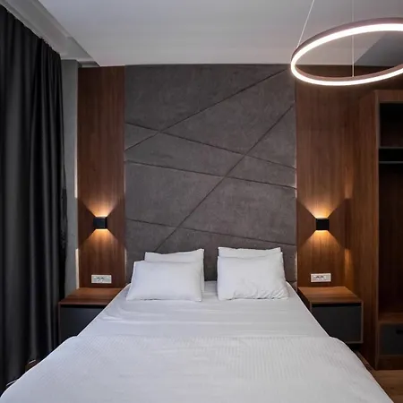 Griffon Bar Food Apartments Struga Extérieur photo