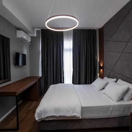 Griffon Bar Food Apartments Struga Extérieur photo