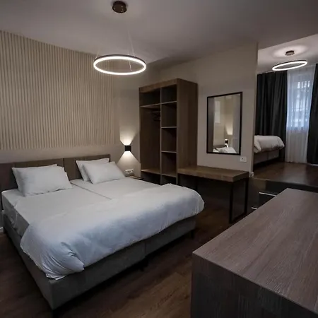 Griffon Bar Food Apartments Struga Extérieur photo