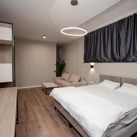 Griffon Bar Food Apartments Struga Extérieur photo