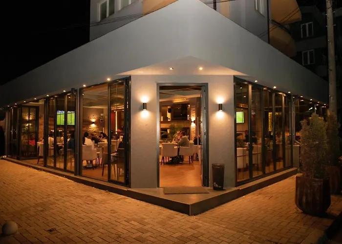 Griffon Bar Food Apartments